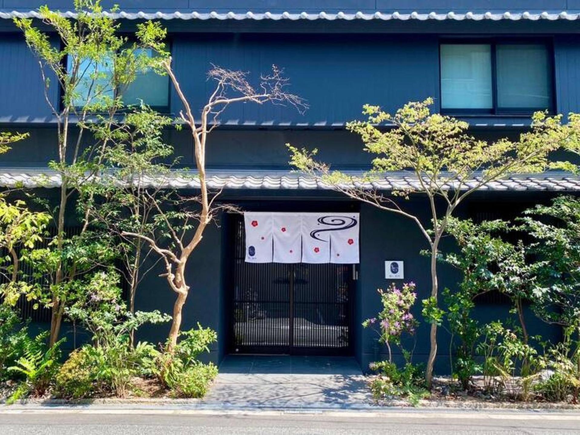 อพาร์ทเม้น 癒し黒門本館204 *